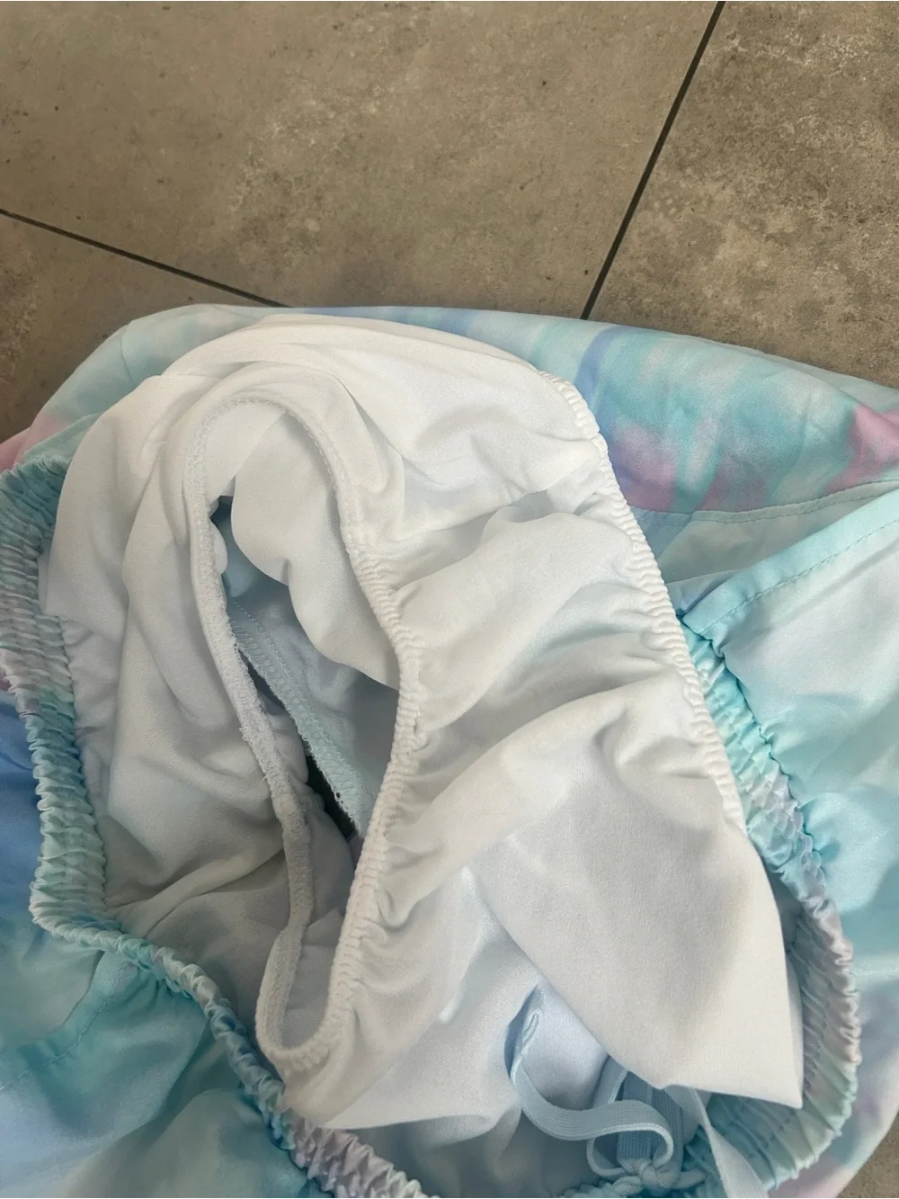 Girls Old Navy active multi watercolor pastel athletic shorts XL (14-16)